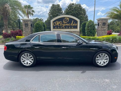 Used 2014 Bentley Flying Spur W12 image 4