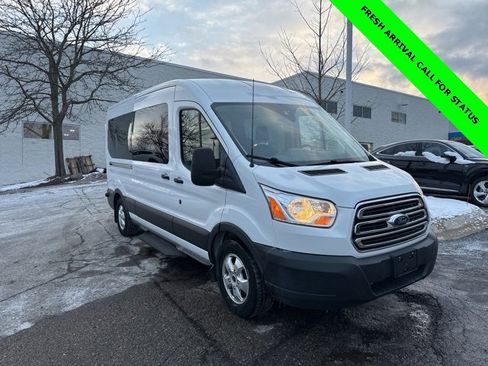 Used 2019 Ford Transit 350 XLT image 3