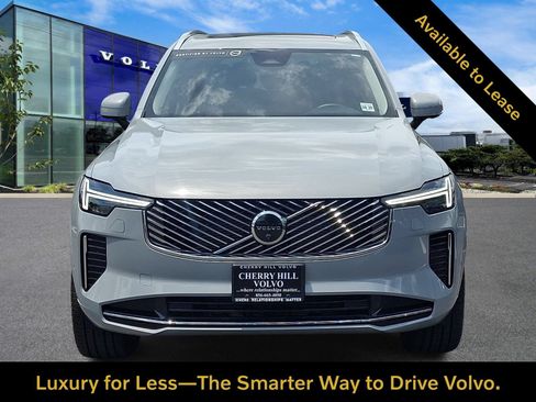 Certified 2026 Volvo XC90 B6 Plus w/ Protection Package Premier AWD/4WD image 2