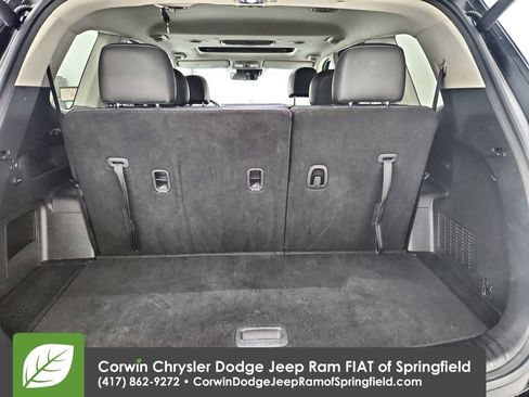 Used 2025 Kia Telluride S AWD/4WD image 34