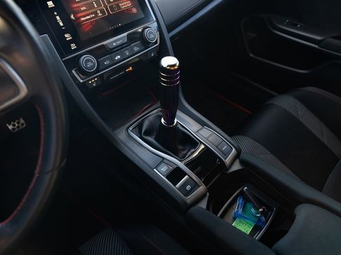 Used 2018 Honda Civic Si image 17