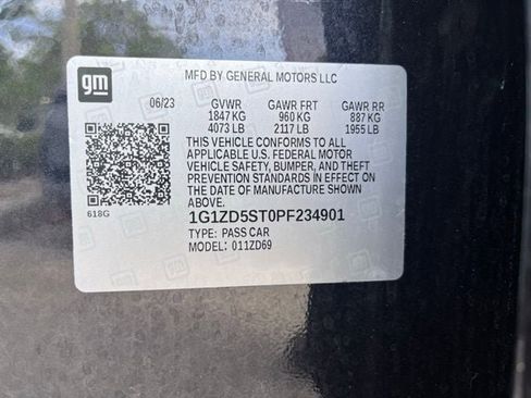 Used 2023 Chevrolet Malibu LT FWD image 14