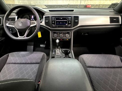 Used 2021 Volkswagen Atlas Cross Sport S FWD image 17