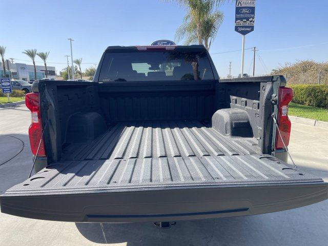 Used 2025 Chevrolet Silverado 1500 LT w/ Z71 Off-Road Package AWD/4WD image 26