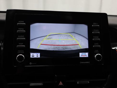 Used 2022 Toyota Camry SE w/ Convenience Package FWD image 2