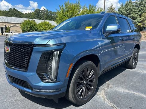Used 2025 Cadillac Escalade Sport w/ LPO, ONYX Package RWD image 72