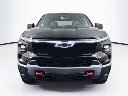Used 2026 Chevrolet Silverado EV Trail Boss w/ Plus Package AWD/4WD image 6