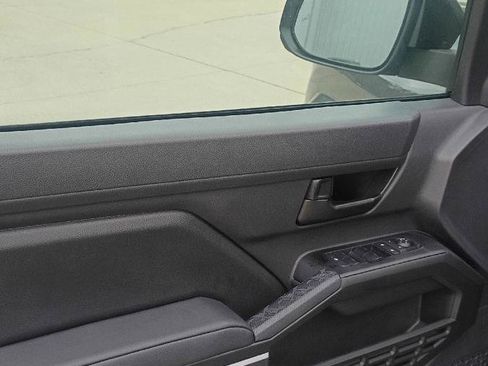 New 2026 Toyota Tacoma SR5 AWD/4WD image 9