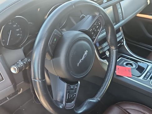 Used 2016 Jaguar XF R-Sport image 2