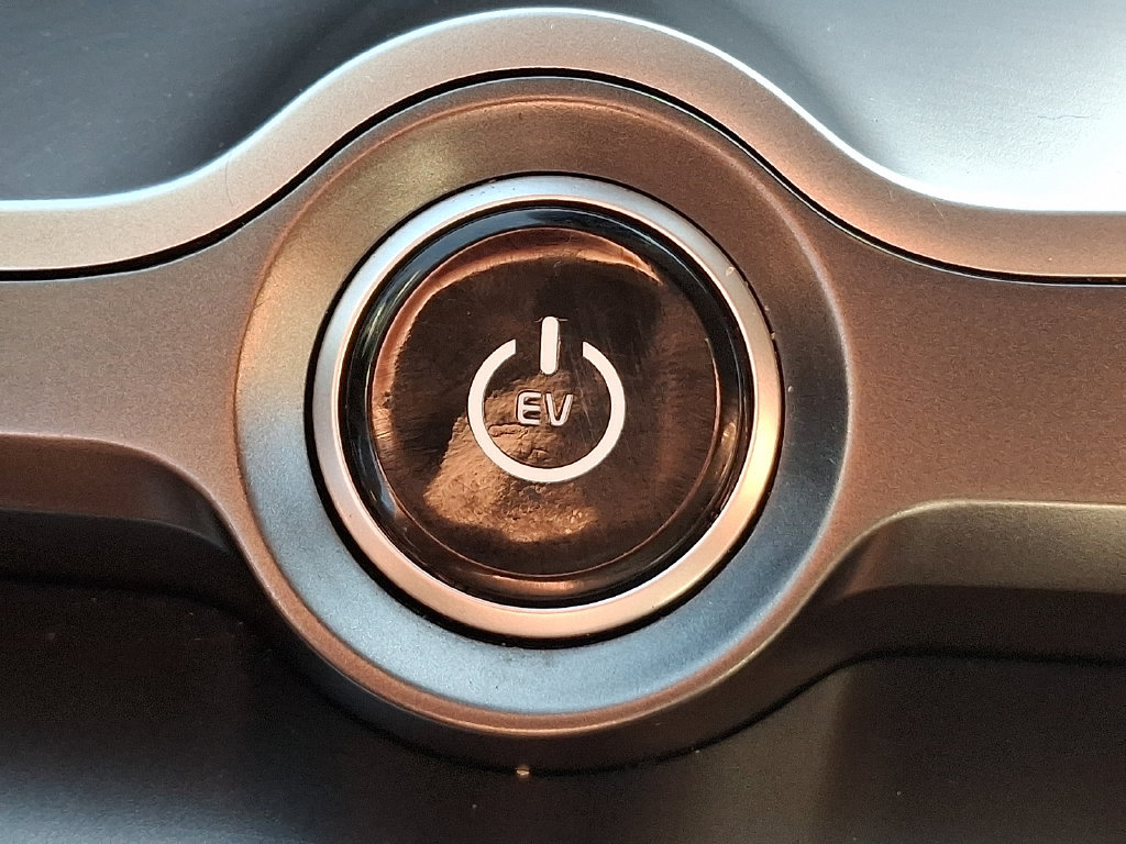 Used 2024 Kia EV6 Wind w/ Wind Technology Package AWD/4WD image 24