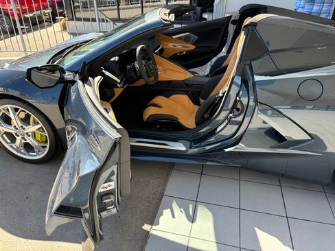 Used 2021 Chevrolet Corvette Stingray Premium Conv w/ Battery Protection Package RWD image 6