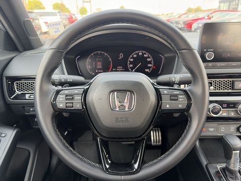 Used 2025 Honda Civic Sport image 21