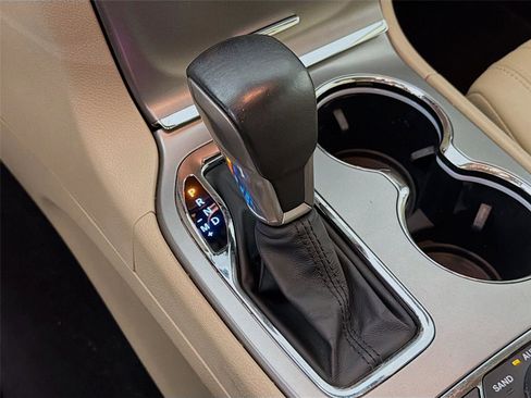 Used 2020 Jeep Grand Cherokee Limited image 19