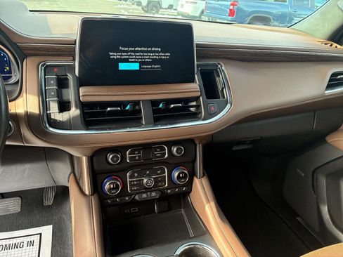 Used 2022 Chevrolet Tahoe High Country image 15