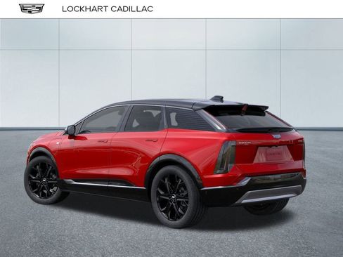 New 2025 Cadillac Optiq Luxury 1 w/ LPO, ONYX Package image 3