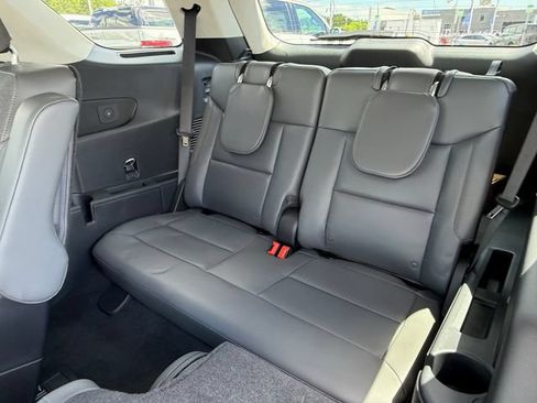 Used 2026 Ford Explorer Active w/ Active Comfort Package AWD/4WD image 16