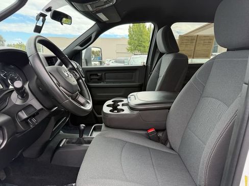 Used 2024 RAM 1500 Warlock RWD image 20