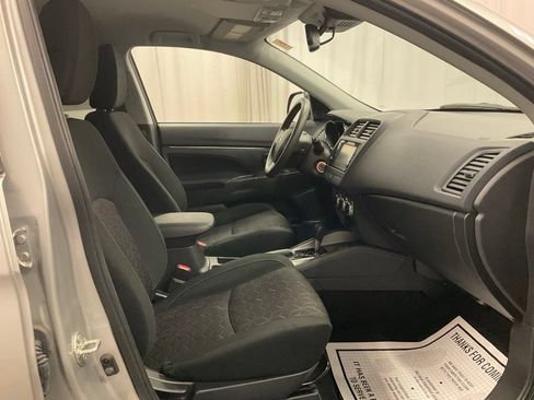 Used 2024 Mitsubishi Outlander Sport ES AWD/4WD image 30