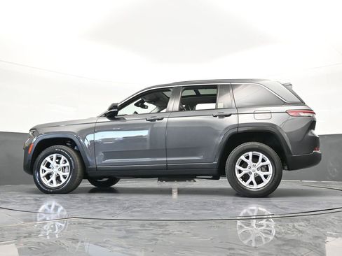 Used 2022 Jeep Grand Cherokee Limited image 61