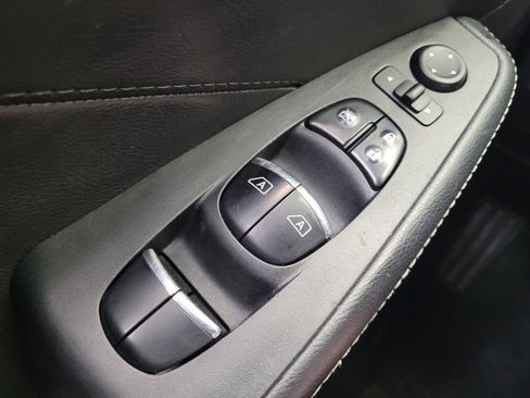 Used 2018 Nissan Maxima 3.5 SV FWD image 27