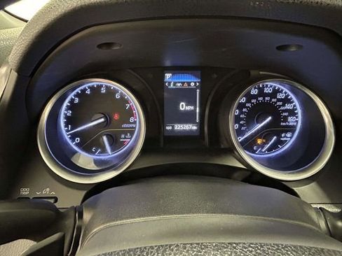 Used 2018 Toyota Camry SE w/ Moonroof Package image 22