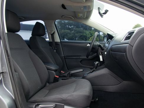 Used 2013 Volkswagen Jetta S FWD image 14