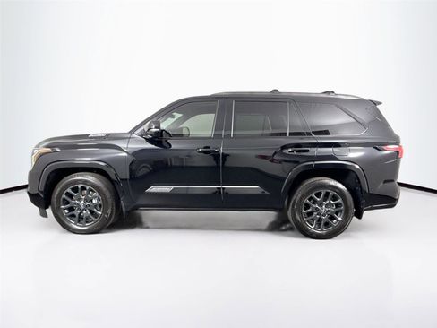 Certified 2025 Toyota Sequoia Platinum image 9