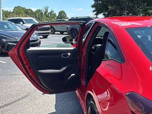 Certified 2025 Honda Civic Sport image 24