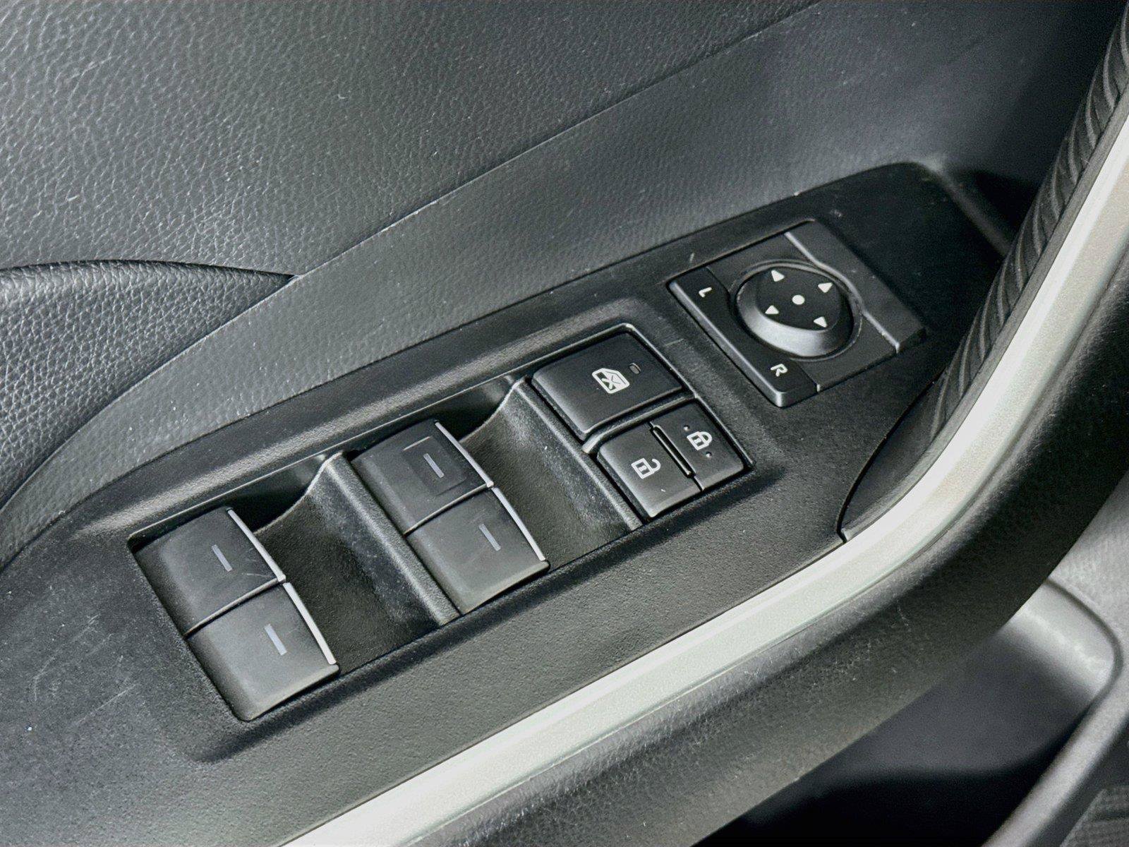 Certified 2025 Toyota RAV4 XLE FWD image 26