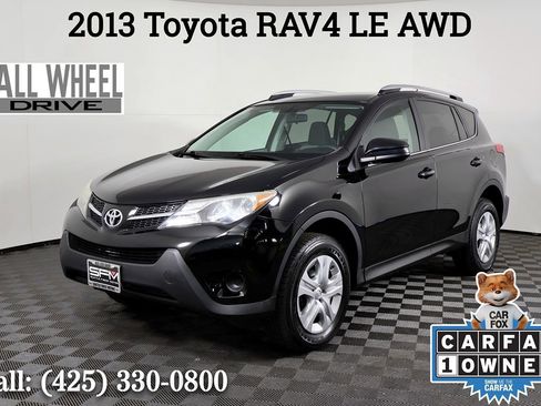 Used 2013 Toyota RAV4 LE image 1