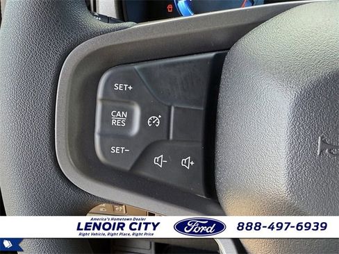 New 2025 Ford Bronco Base image 27