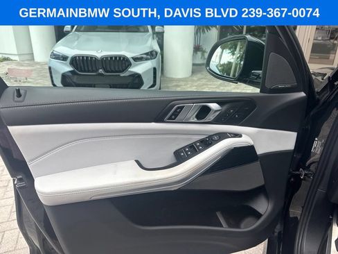 Certified 2024 BMW X5 xDrive40i w/ M Sport Package AWD/4WD image 12