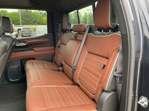 Used 2023 GMC Sierra 1500 Denali Ultimate image 24