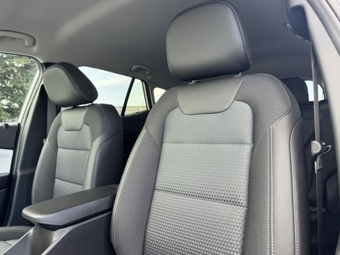 New 2026 Chevrolet Trax LT w/ Driver Confidence Package image 13