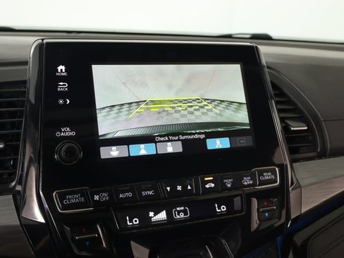 Used 2024 Honda Odyssey Elite image 6