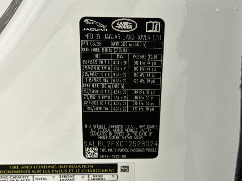 New 2026 Land Rover Discovery Dynamic SE AWD/4WD image 34