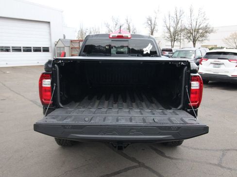 Used 2024 GMC Canyon AT4X AWD/4WD image 30