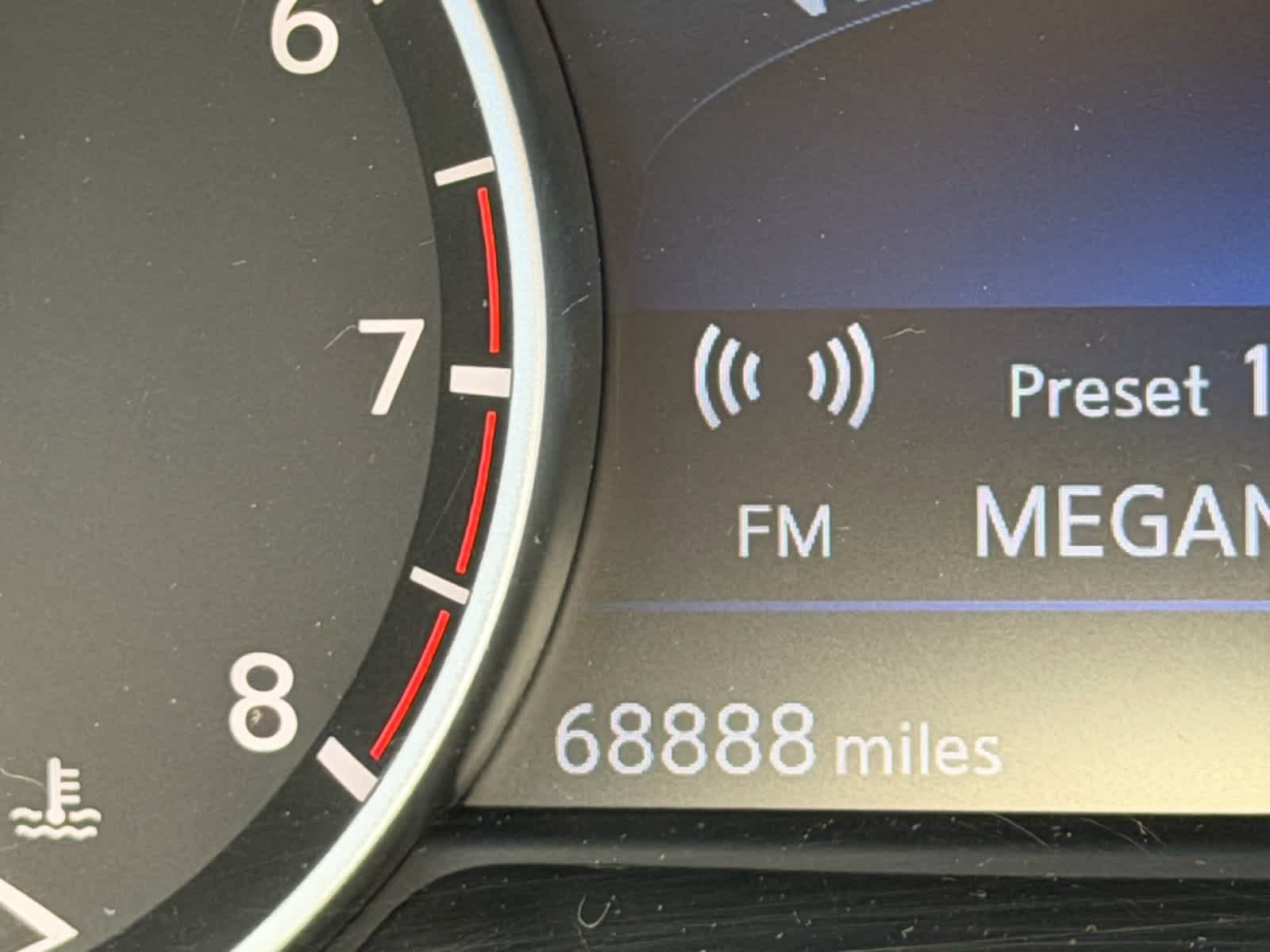 Used 2017 Nissan Maxima 3.5 SL FWD image 9
