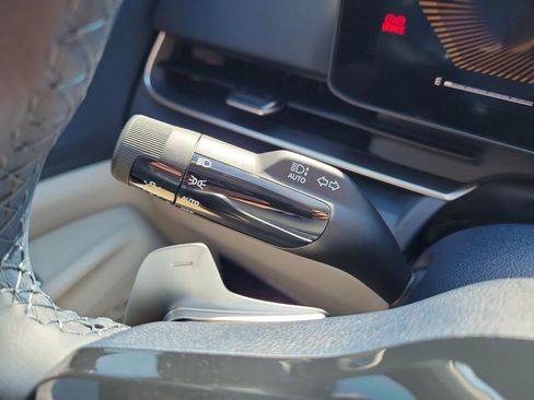 New 2026 Kia Carnival EX FWD image 29
