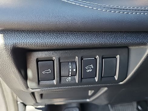 Used 2021 Subaru Outback Touring w/ Popular Package #2 AWD/4WD image 22