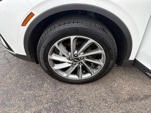 Used 2024 Lincoln Corsair AWD w/ Equipment Group 101A image 33