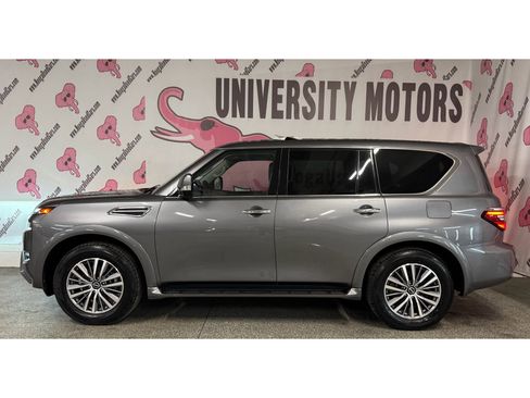 Used 2023 Nissan Armada SL image 9