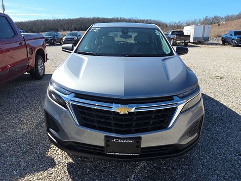 Used 2023 Chevrolet Equinox LS w/ Driver Confidence II Package image 2