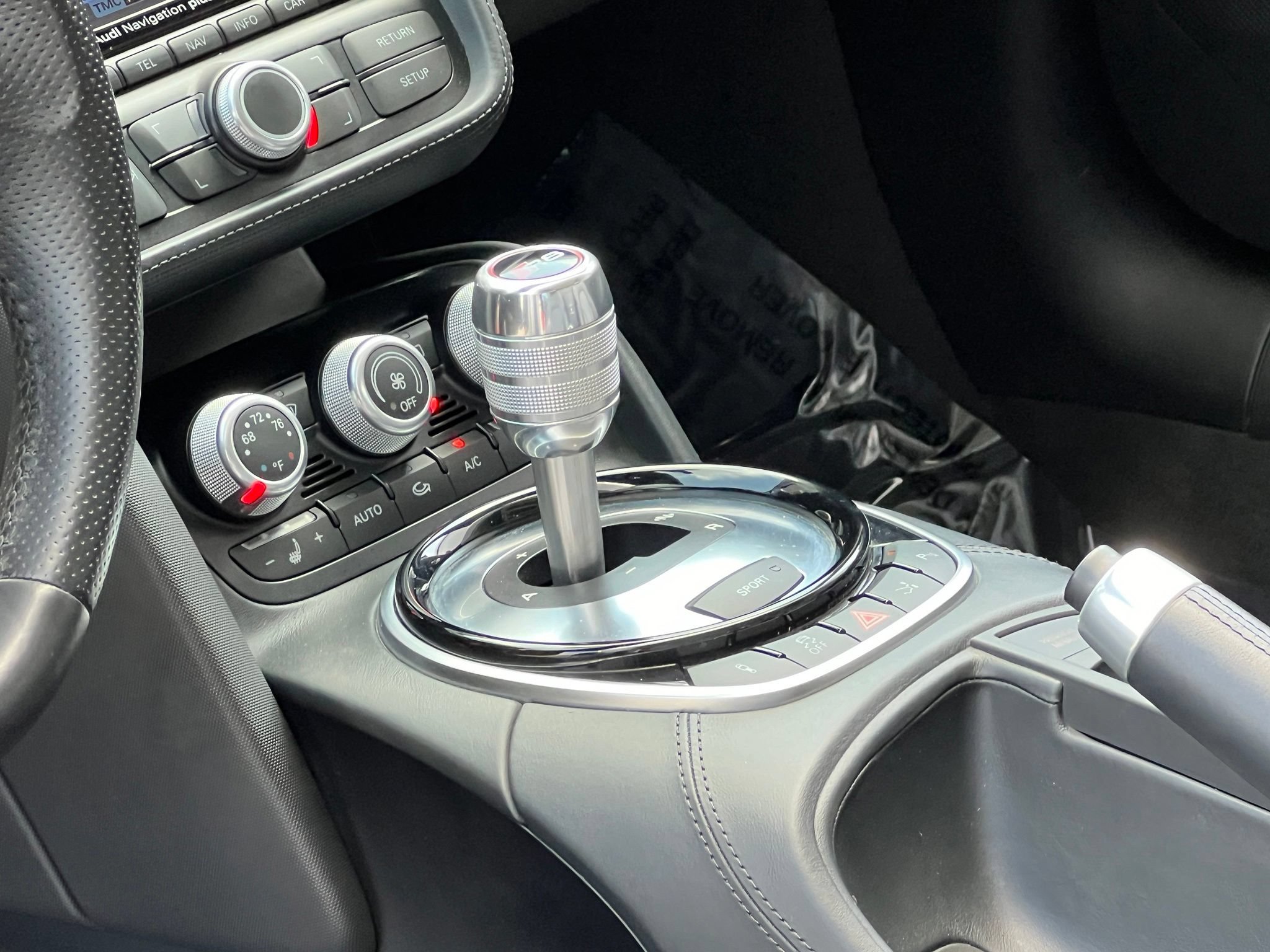 Used 2015 Audi R8 V10 AWD/4WD image 30