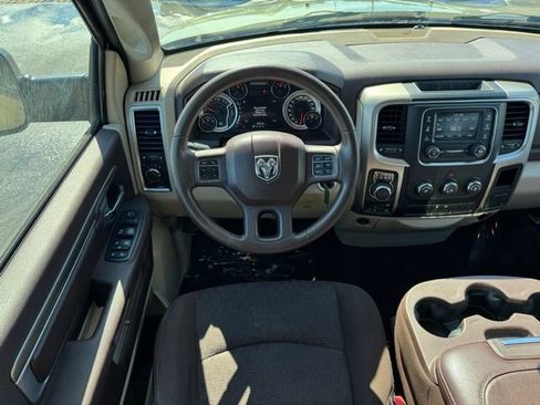 Used 2013 RAM 1500 Classic SLT w/ Premium Display Pkg image 5
