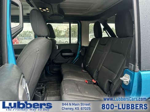 Used 2019 Jeep Wrangler Unlimited Sport S AWD/4WD image 19