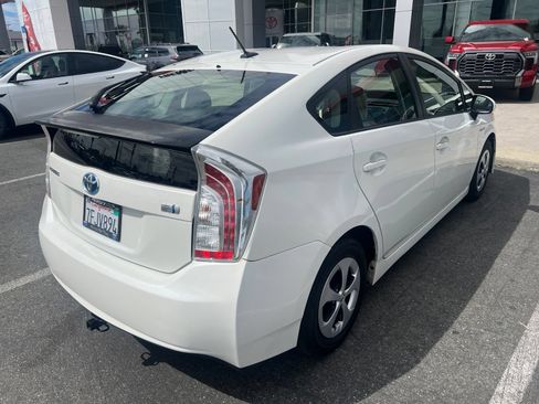 Used 2014 Toyota Prius Three FWD image 3