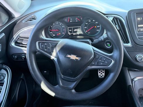 Used 2016 Chevrolet Malibu LT image 11