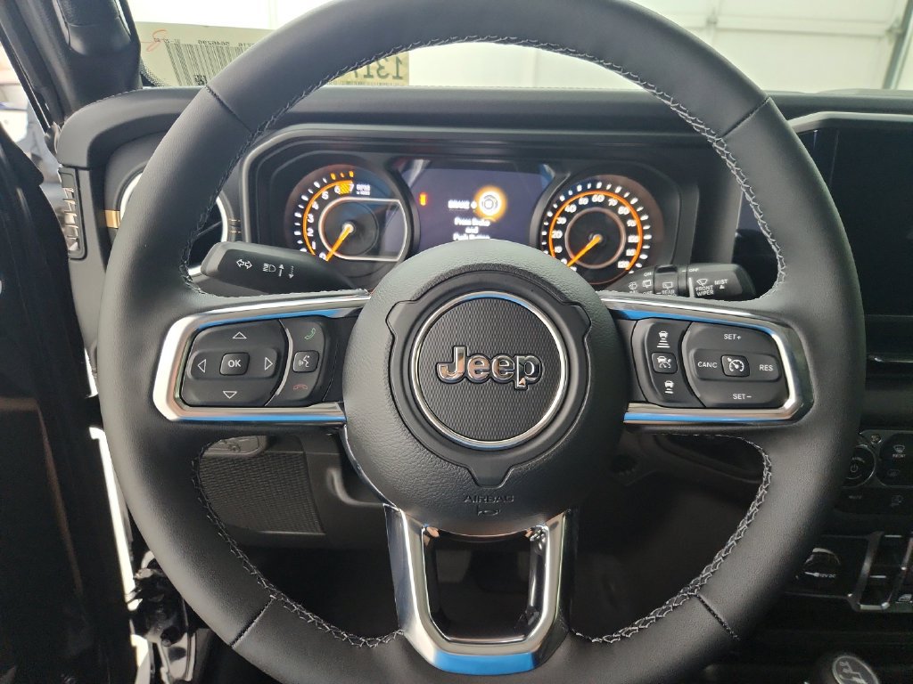 New 2026 Jeep Wrangler Unlimited Sahara AWD/4WD image 22