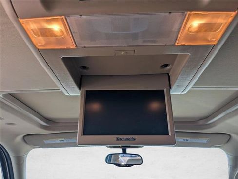 Used 2012 GMC Yukon Denali RWD image 20